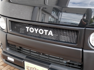 ハイエースバンディーゼル4WD　丸目カスタム　ネオクラシック