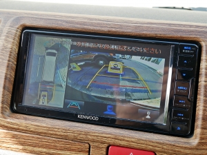 ハイエースバンディーゼル4WD　丸目カスタム　ネオクラシック