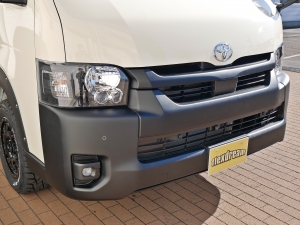ハイエースワゴン新車アウトレットＦＤ－ＢＯＸ６　特設ライトイエロー　二段ベッド