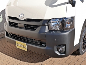 ハイエースワゴン新車アウトレットＦＤ－ＢＯＸ６　特設ライトイエロー　二段ベッド