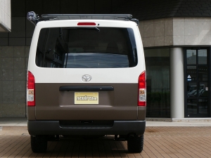 ハイエースバンDX　4WD　ディーゼル　丸目