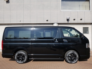 ハイエースバン新車一部改良後　ディーゼル四駆