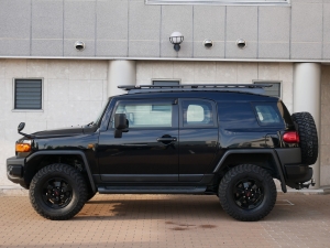 ＦＪクルーザーALLブラックカスタム　ARBラック　TRDホイール