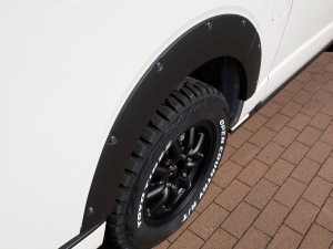 ハイエースバン新車一部改良後　ディーゼル四駆