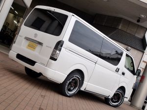 ハイエースバン新車一部改良後　ディーゼル四駆