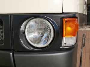 ハイエースバンDX　4WD　ディーゼル　丸目