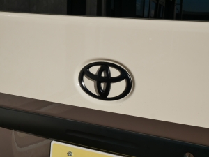ハイエースバンDX　4WD　ディーゼル　丸目