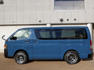 ハイエースバン4WD　ベッドキット　車中泊　丸目