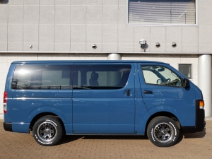 ハイエースバン4WD　ベッドキット　車中泊　丸目