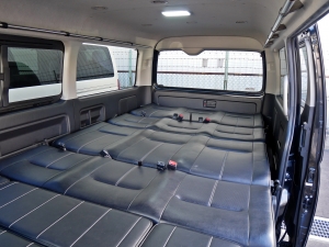 ハイエースワゴン内装架装FD-BOX3　中古　車中泊　フルスライド
