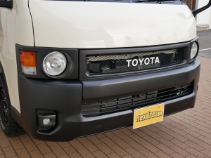 ハイエースバン新車アウトレットアウトドア　キャンプ　ワイドバン四駆
