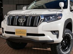 ランクルプラド現行型中古車　1オーナー　7人乗
