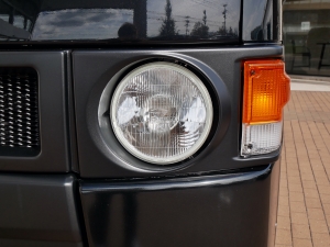 ハイエースバンディーゼル4WD　丸目カスタム　ネオクラシック