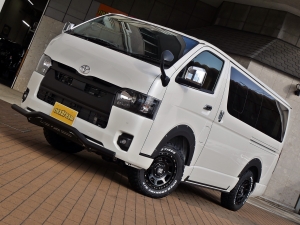 ハイエースバン新車アウトレット新車一部改良後　ディーゼル四駆
