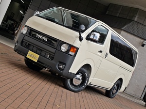 ハイエースバンディーゼル4WD　丸目カスタム　ネオクラシック