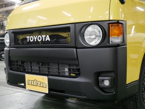 ハイエースバンディーゼル4WD　丸目カスタム　ネオクラシック