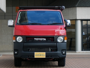 ハイエースバンディーゼル4WD　丸目カスタム　ネオクラシック