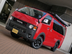 ハイエースバンディーゼル4WD　丸目カスタム　ネオクラシック