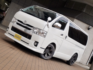 ハイエースバンローダウン　ベッドキット　車中泊