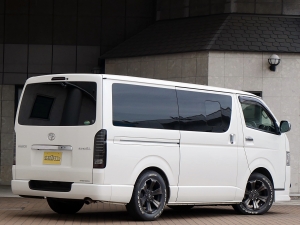 ハイエースバンローダウン　ベッドキット　車中泊