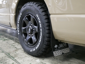 ハイエースバンディーゼル4WD　アースカラーパッケージ４Ｖ６ベージュ