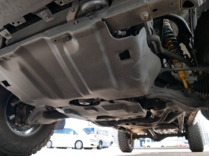 タコマ新車並行　リフトアップ　TRDPRO仕様