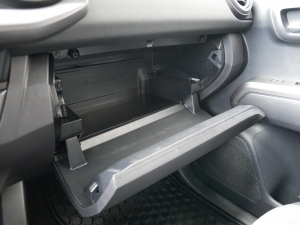 タコマ新車並行　リフトアップ　TRDPRO仕様