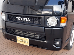 ハイエースバンディーゼル4WD　丸目カスタム　ネオクラシック