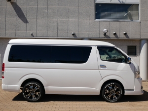 ハイエースワゴン4WD　ワゴンGL　ベッドキット