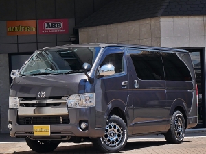 ハイエースＶ車中泊　ベッドキット　人気のチョイアゲ仕様