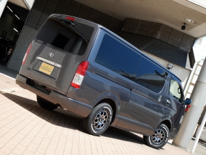 ハイエースバン車中泊　ベッドキット　人気のチョイアゲ仕様