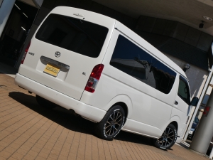 ハイエースワゴン4WD　ワゴンGL　ベッドキット