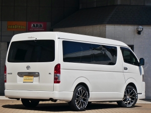ハイエースワゴン4WD　ワゴンGL　ベッドキット