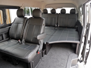 ハイエースワゴン4WD　ワゴンGL　ベッドキット
