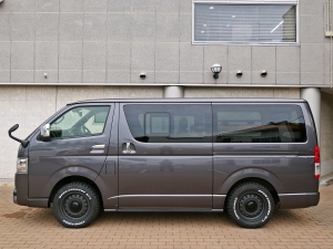 ハイエースバン車中泊　ベッドキット　人気のチョイアゲ仕様