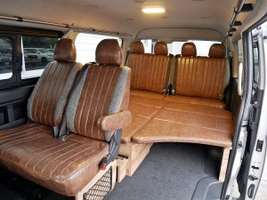 ハイエースワゴン4WD　ワゴンGL　ベッドキット