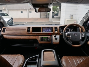 ハイエースワゴン4WD　ワゴンGL　ベッドキット