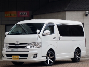 ハイエースワゴン4WD　ワゴンGL　フルエアロ