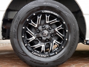 ハイエースバンディーゼル4WD　TRDフルエアロ　ベッドキット