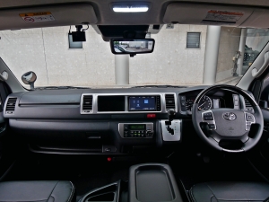 ハイエースワゴン4WD　ワゴンGL　ベッドキット