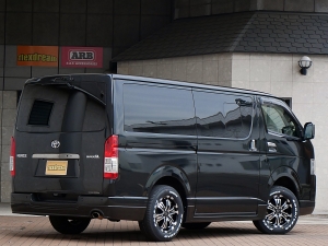ハイエースバンディーゼル4WD　フルエアロ　バッドパネル