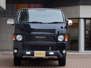 ハイエースバンDX　4WD　ディーゼル　丸目