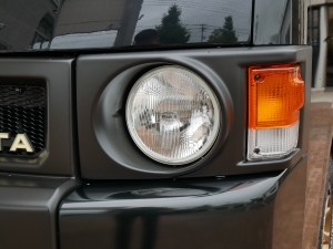 ハイエースワゴン4WD　ワゴンGL　ベッド　丸目