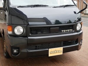 ハイエースワゴン4WD　ワゴンGL　ベッド　丸目