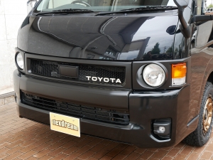 ハイエースワゴン4WD　ワゴンGL　ベッド　丸目