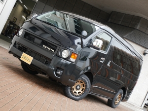 ハイエースワゴン4WD　ワゴンGL　ベッド　丸目