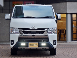 ハイエースバンディーゼル4WD　チョイアゲ仕様　ベッドキット