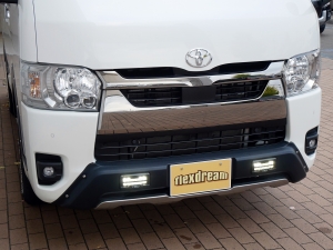 ハイエースバンディーゼル4WD　チョイアゲ仕様　ベッドキット