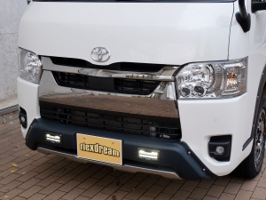 ハイエースバンディーゼル4WD　チョイアゲ仕様　ベッドキット