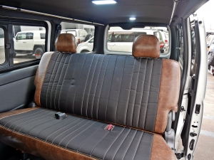 ハイエースバンディーゼル4WD　チョイアゲ仕様　ベッドキット